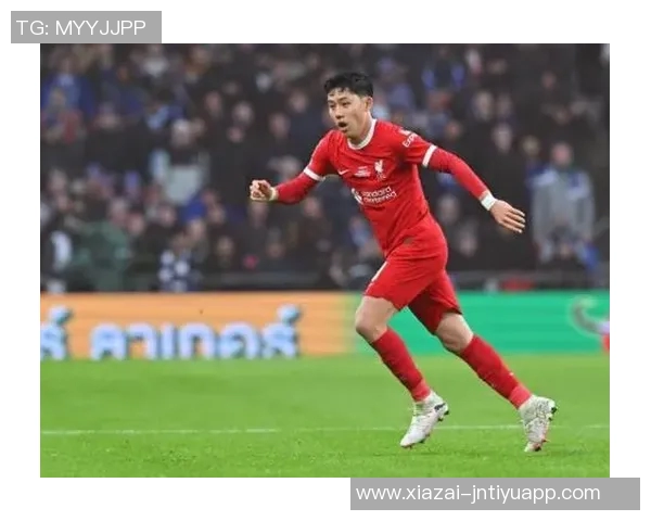 远藤航与阿利森共赏日本逆转巴西的经典之战 远藤航与阿利森共赏日本逆转巴西的经典之战